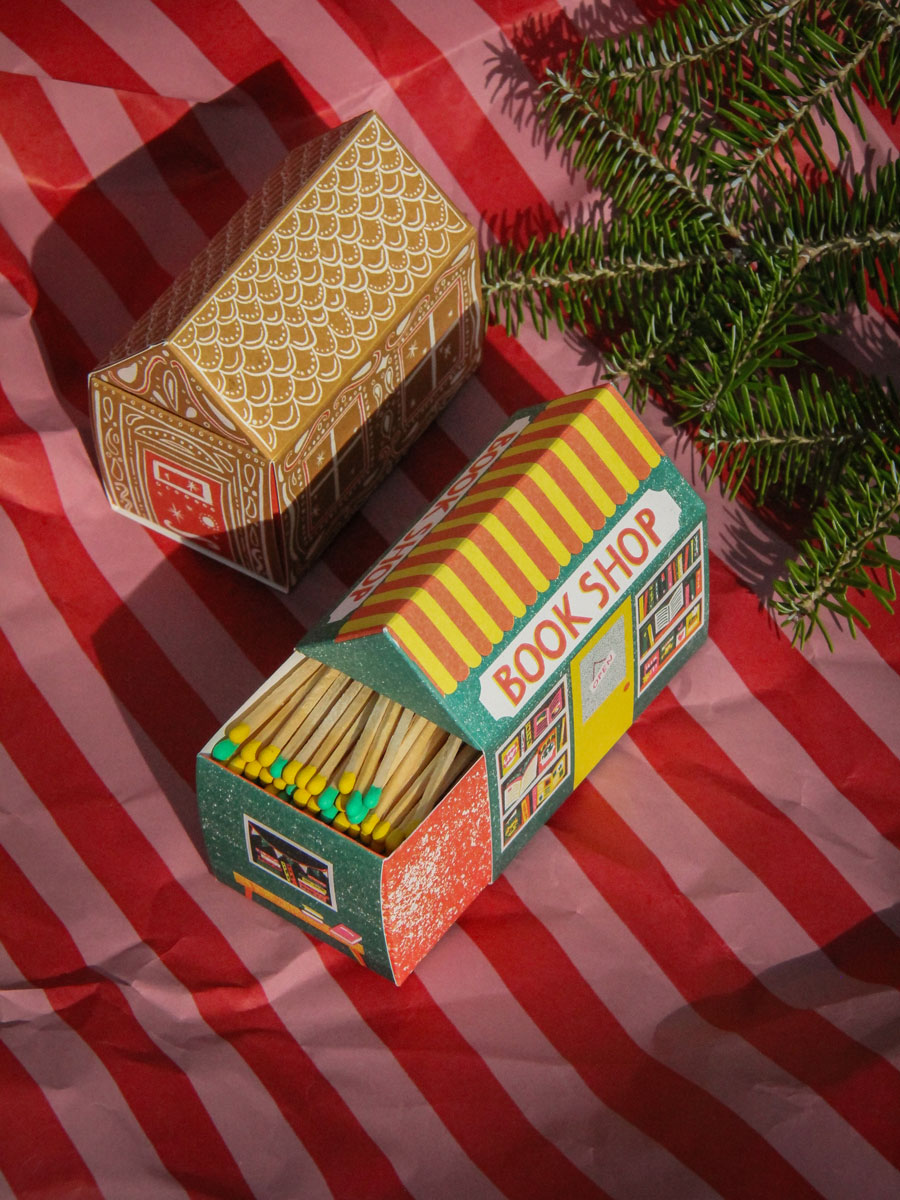 SAGITTA CHRISTMAS MATCH HOUSE